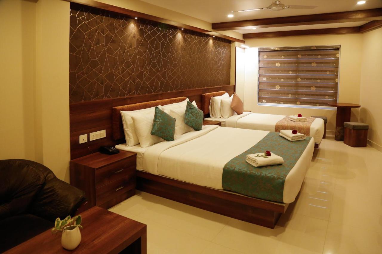 Hotel Crystals Cove Thekkady Extérieur photo